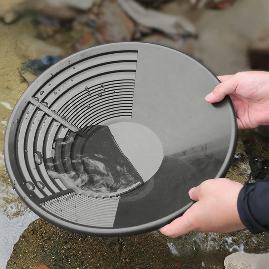 American gold panning pan 